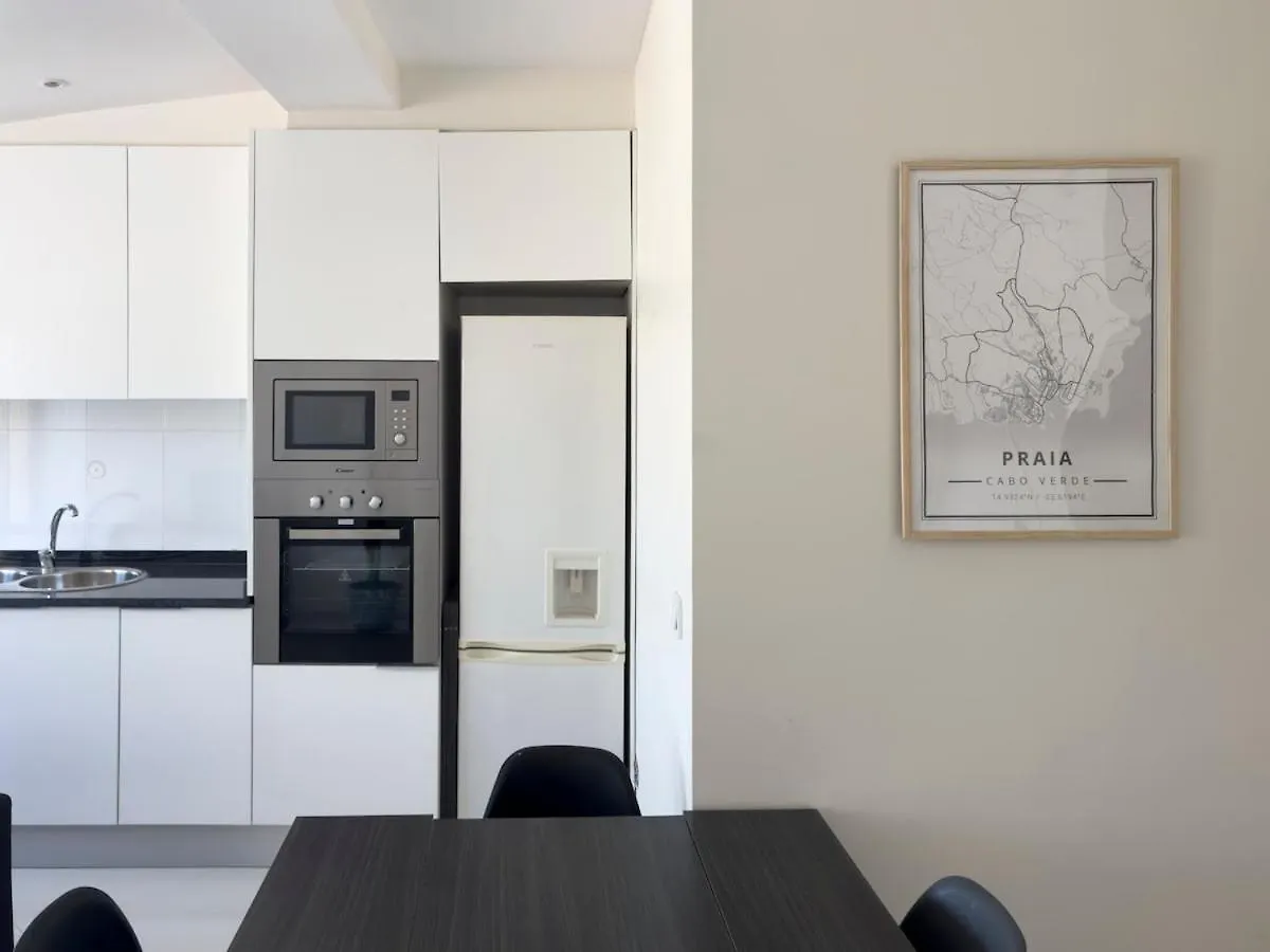 1 Bdr Charming Central Apt In Praca Center - Lcgr Praia